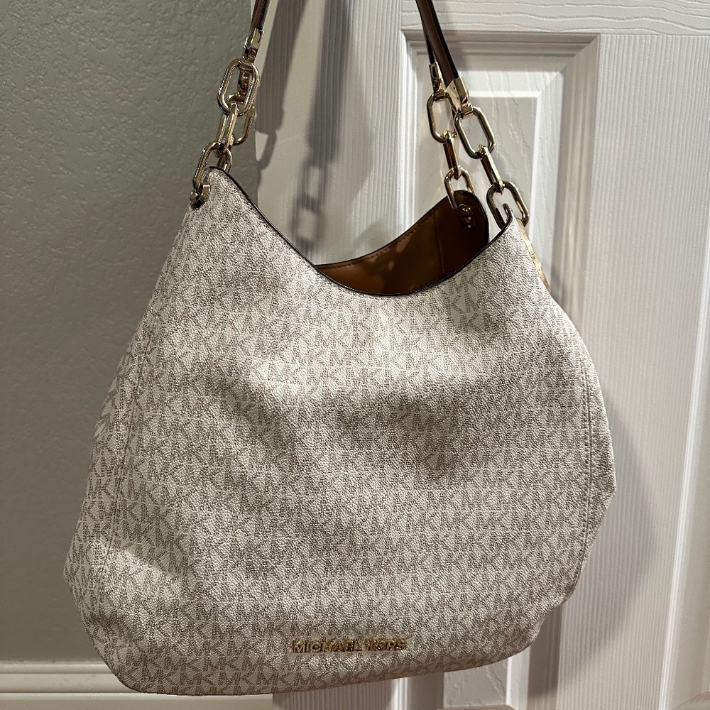 Michael Kors Lillie Large Logo Shoulder Bag